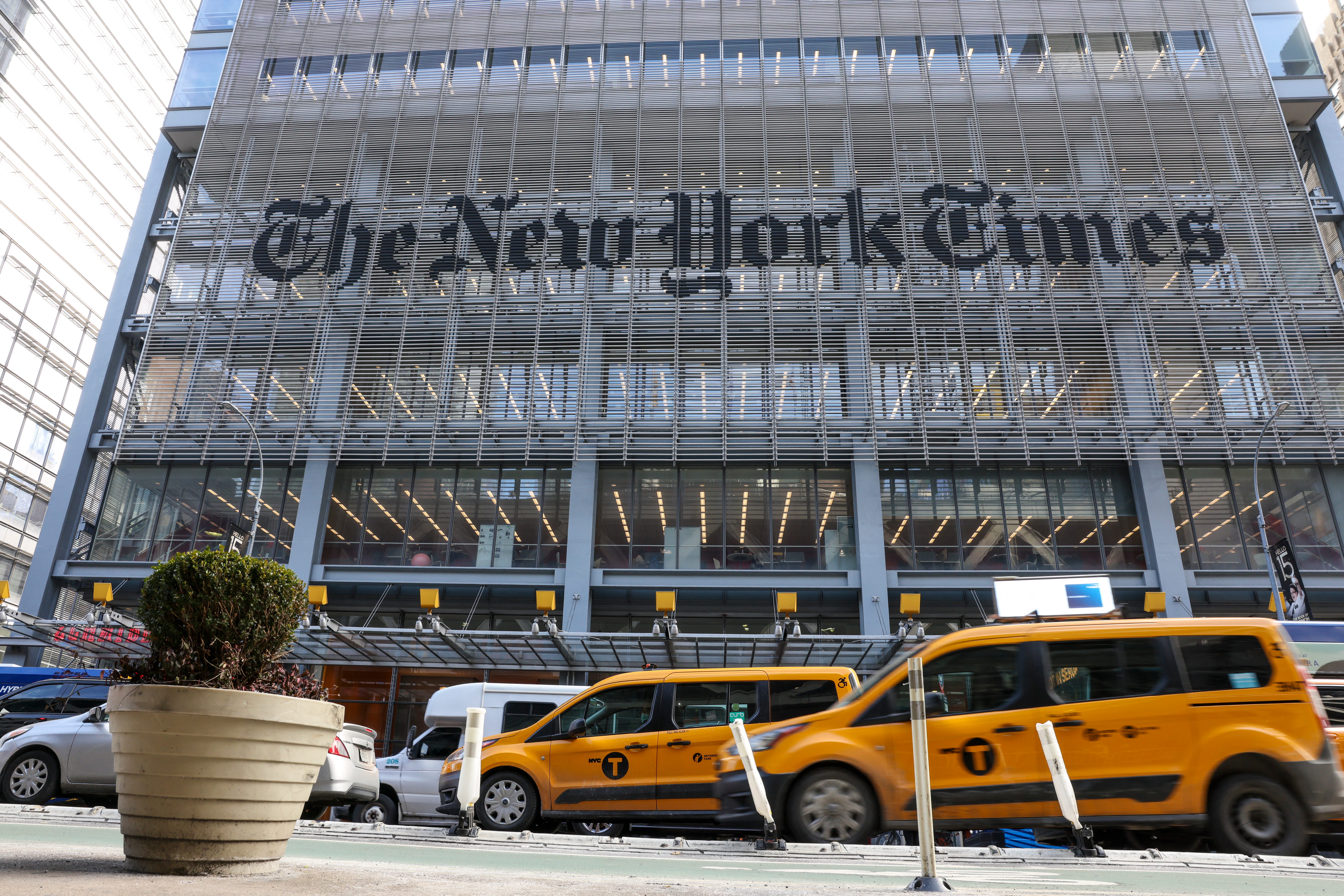 Harrison Lowman on James Bennet, The New York Times and the Era of Activist Journalism episode artwork