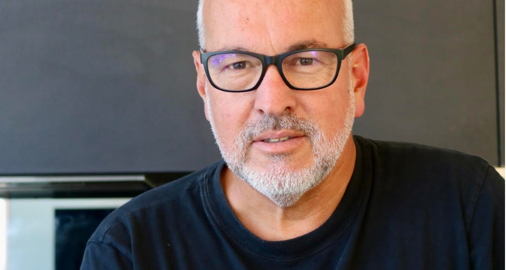Michael Kwaaitaal - The Remarkable Journey from a CFO to Psychic Reader who Incorporates AI  episode artwork