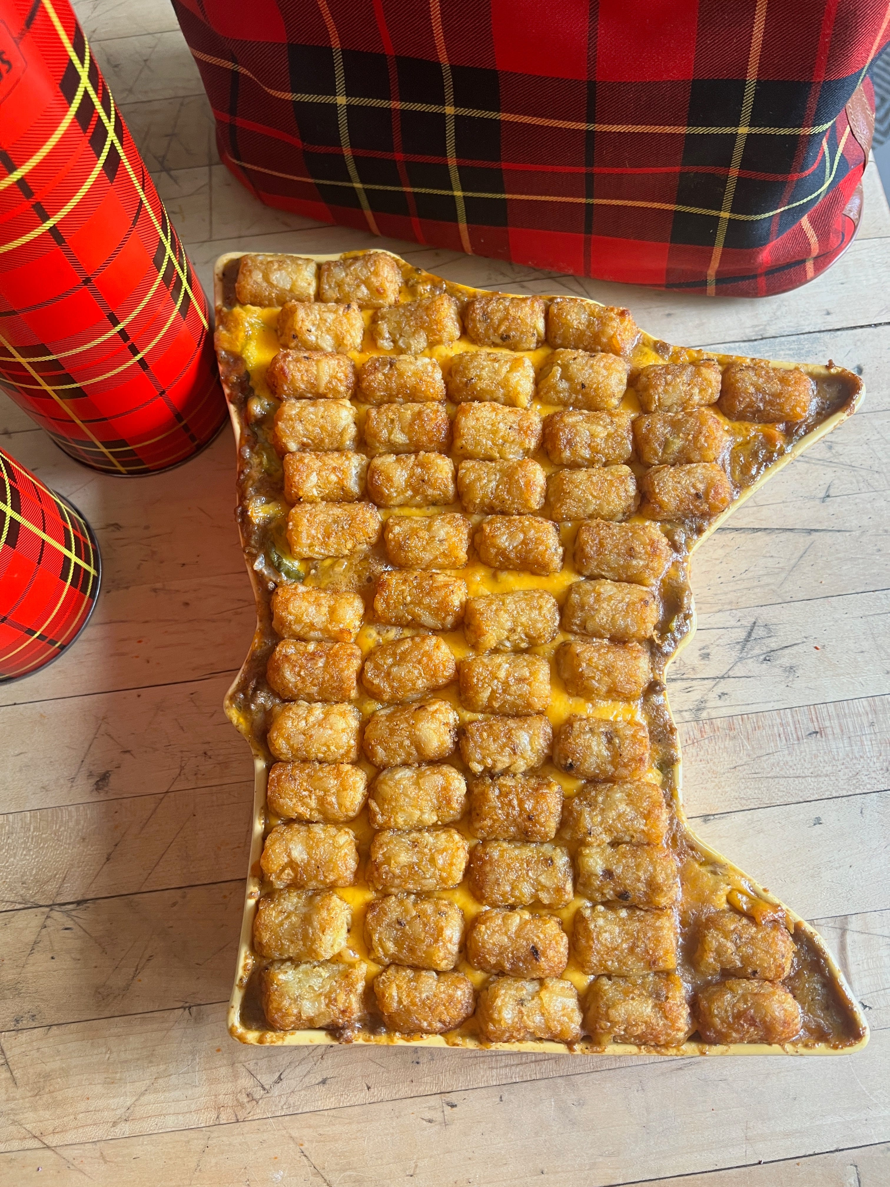 Juicy Lucy Cheeseburger Tater Tot Hot Dish with Stephanie Hansen! episode artwork
