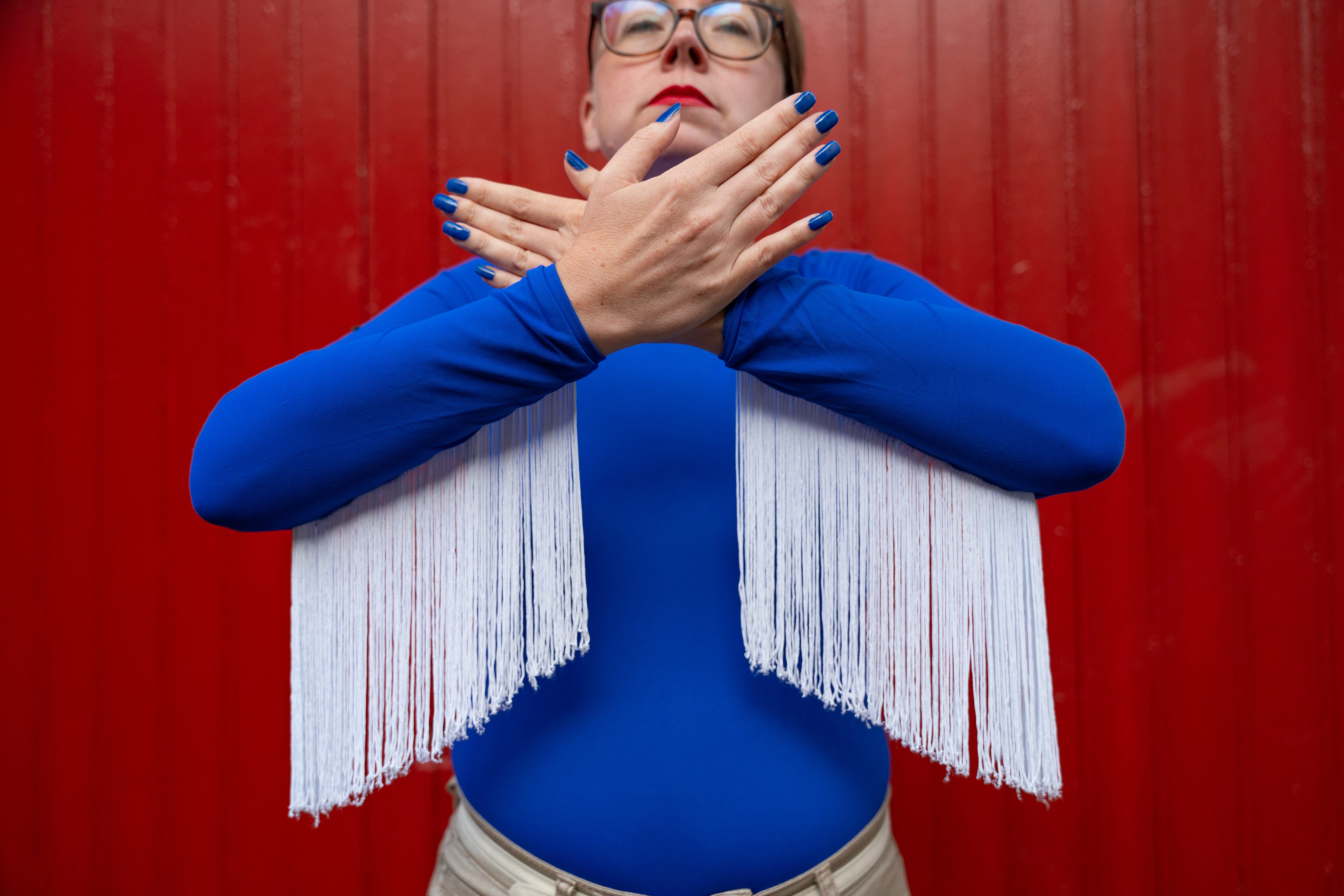 009 Emelie on Not Fitting the Box, Pushing Through “No” & Designing Without Seasons episode artwork