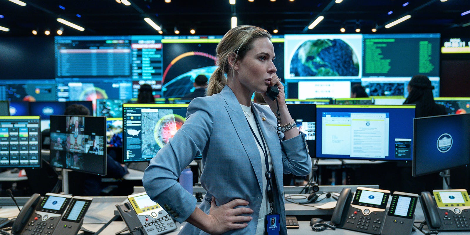 "A House of Dynamite" Cinematographer Barry Ackroyd BSC on Making the Political Thriller, Filmmaking with Kathryn Bigelow, & More