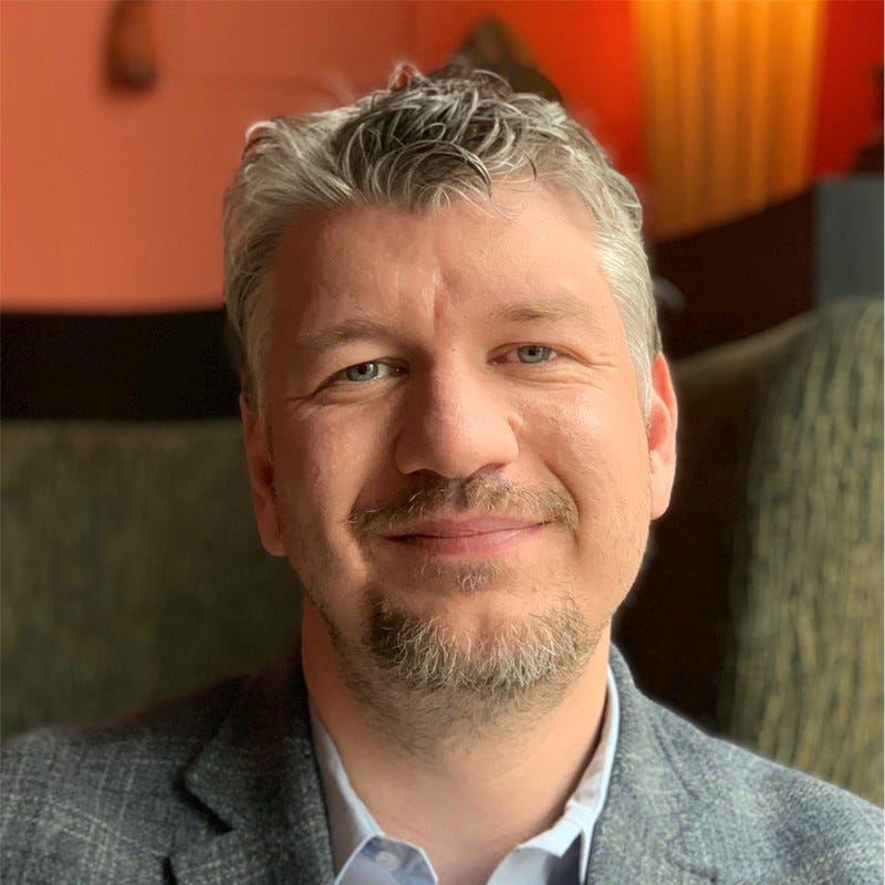 What can a software developer who thinks like a teacher show us about AI?