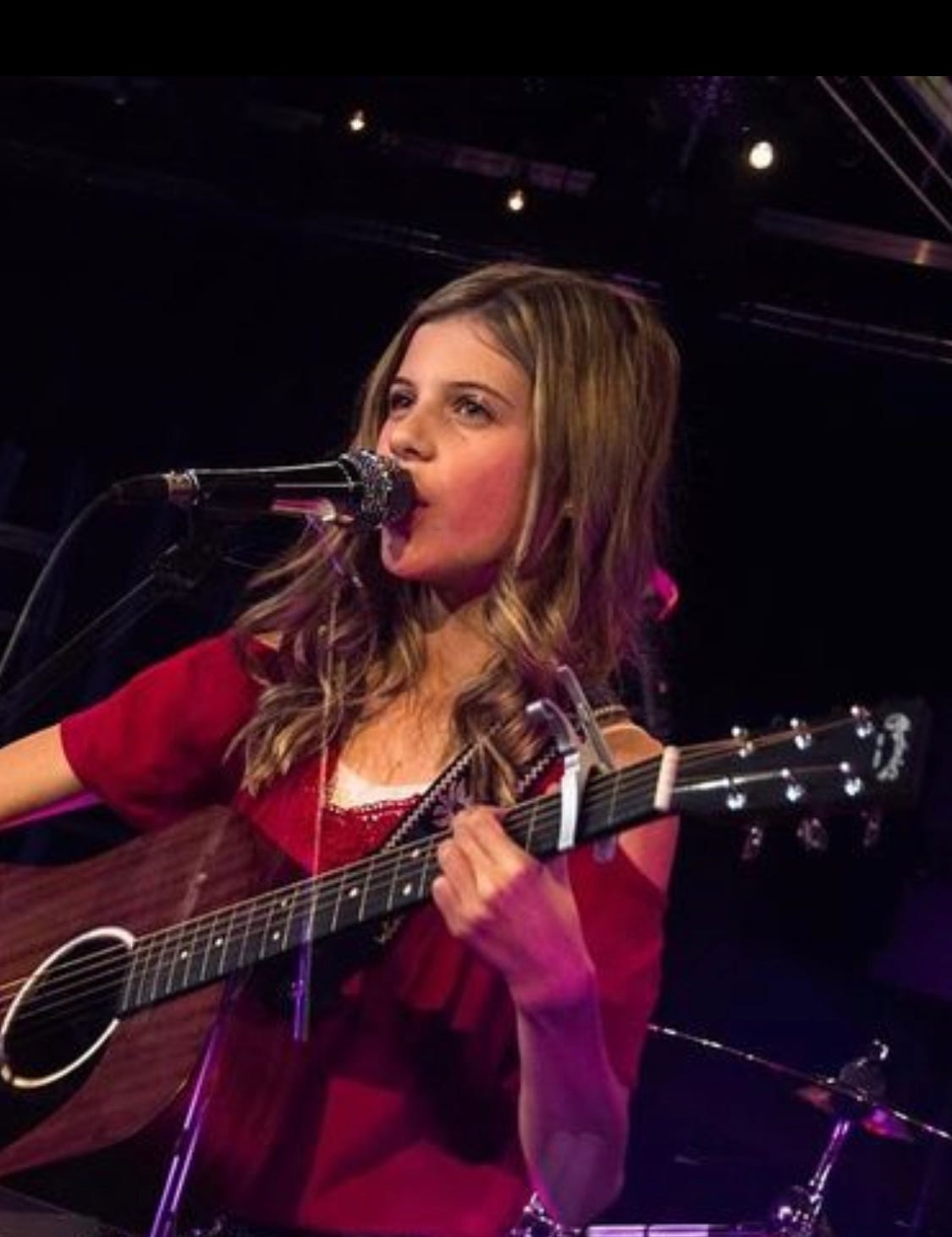Episode 268 - Interview with Hayley Isabel (Musician) episode artwork