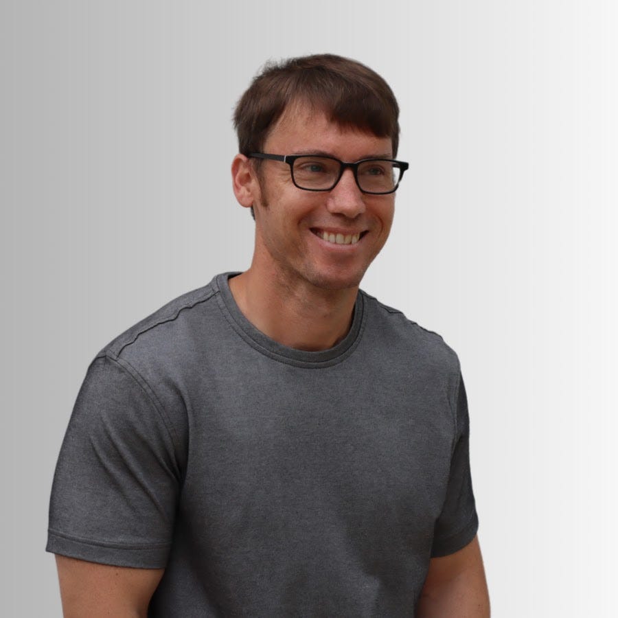 Episode 39 - Interview with Matt Beat aka Mr. Beat (Youtube Personality, Author, Podcast Host, Musician) (Reuploaded) episode artwork