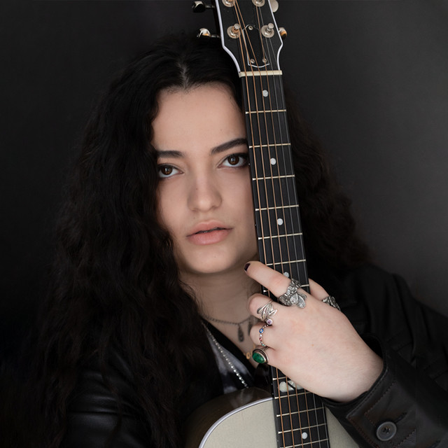 Episode 519 - Interview with Rachel Dara (Musician) episode artwork