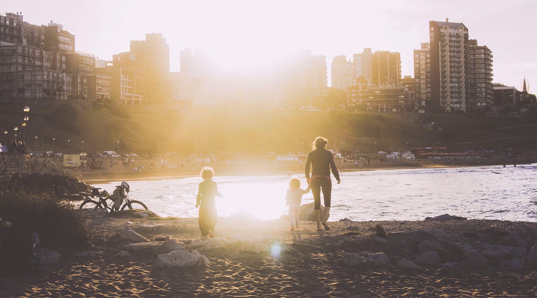 Whole Motherhood with Hilary Barnett
