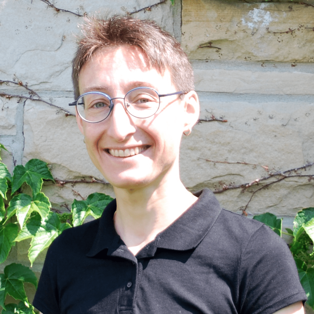 Chloe Arson, Cornell University - What Makes Deep Geothermal District Heating Different? episode artwork