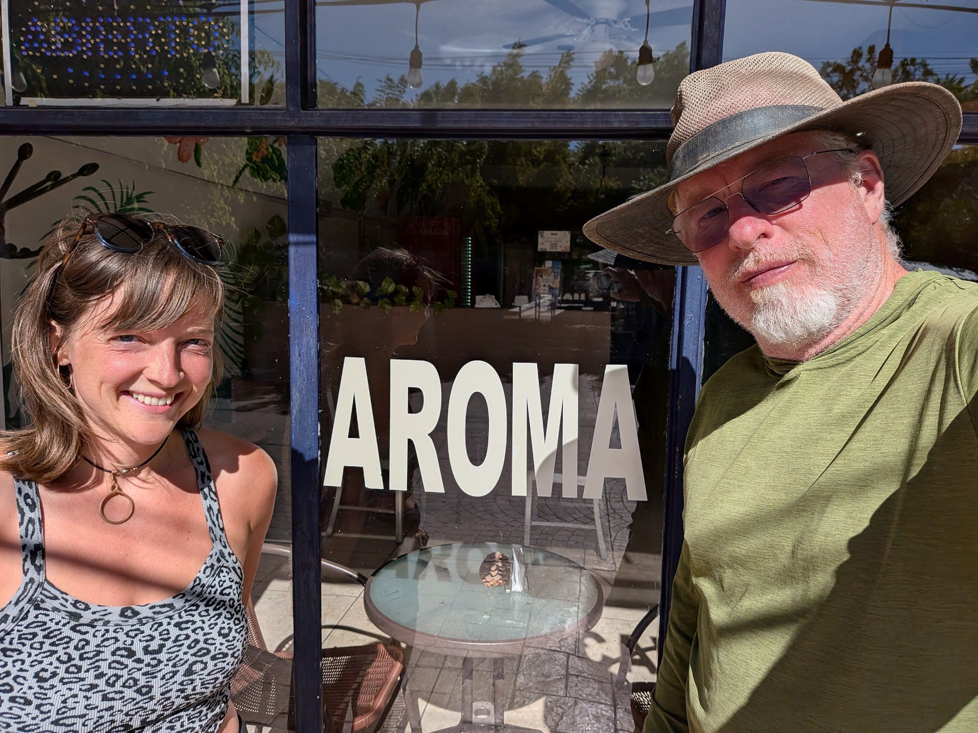 708 - AROMA 6 (from the Palapa)