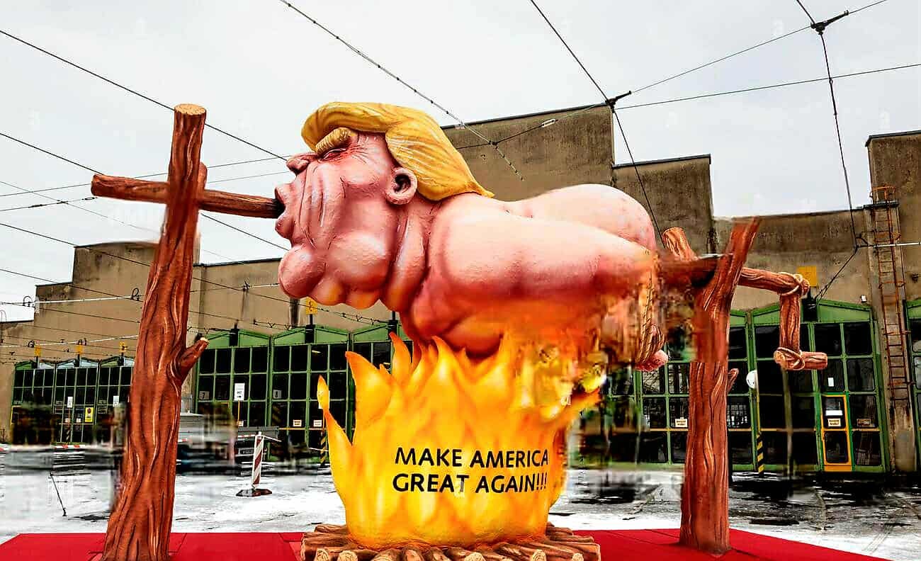 If I Didn't Roast Traitor Trump For a Living episode artwork