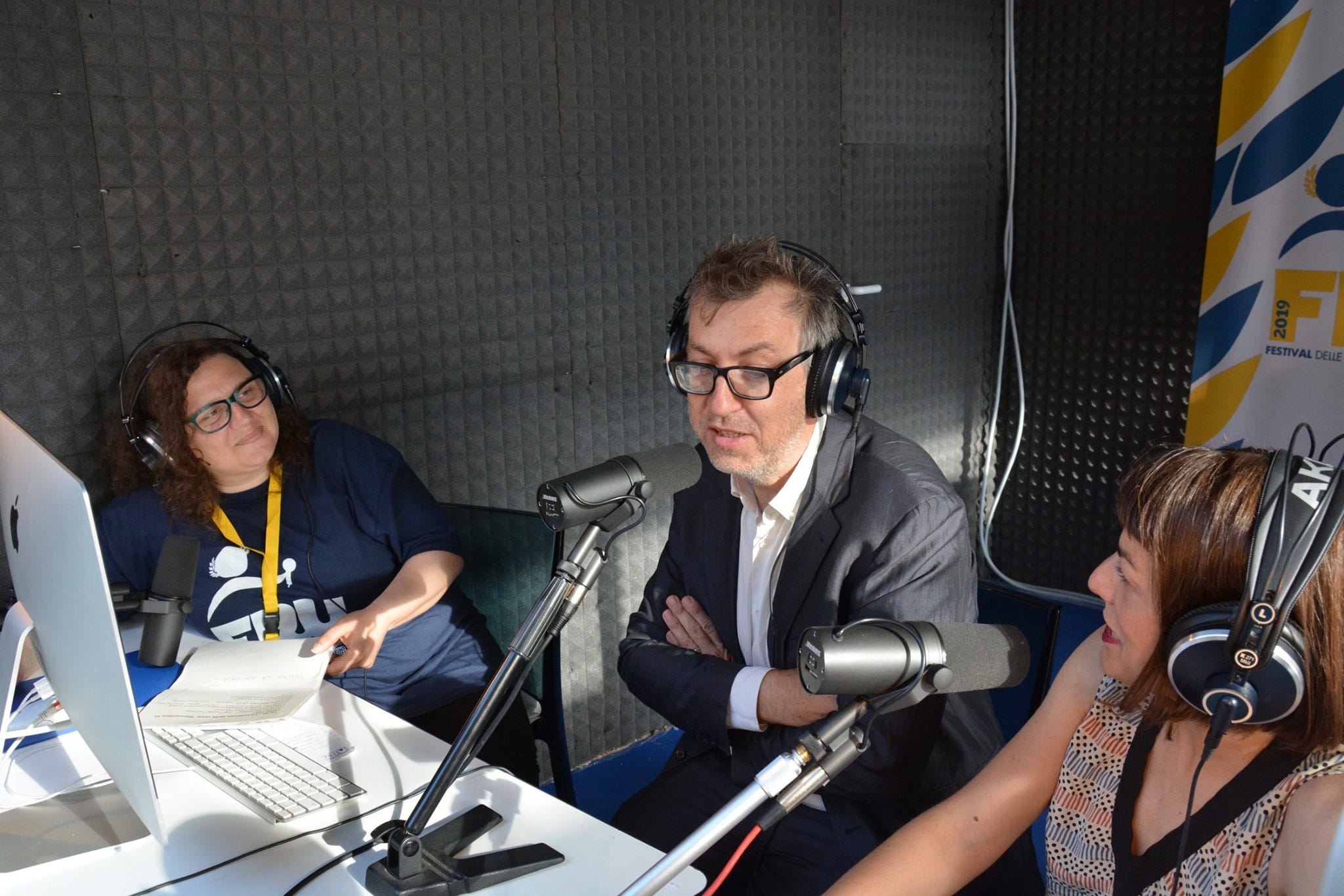 Media Monitor Podcast by Marco Hugo-Barsotti