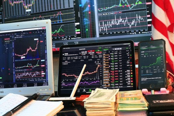 ‘Vibes vs. Data’: Unpacking the US Economy