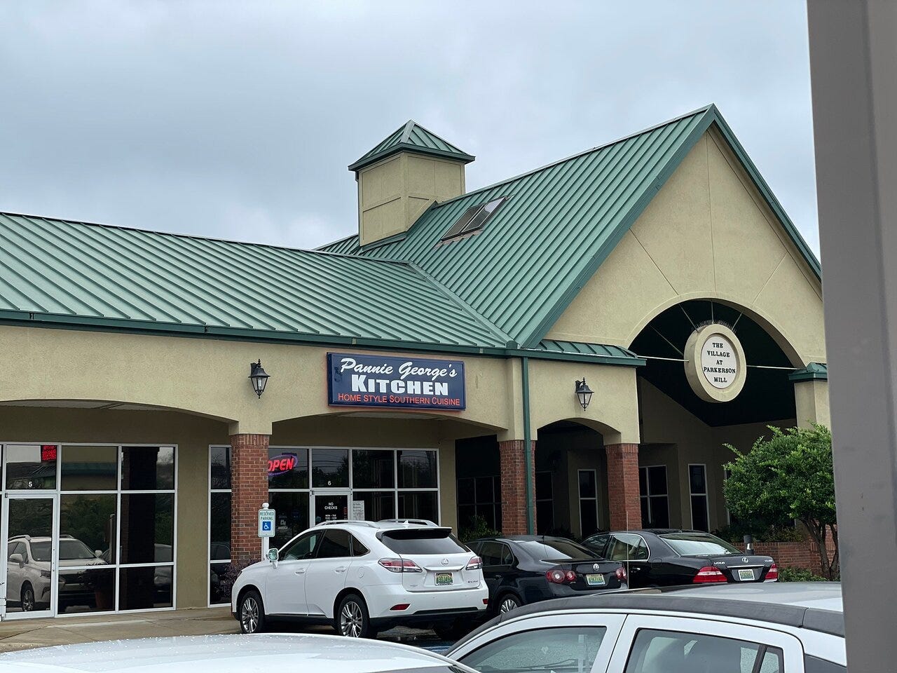 Episode 295: Recruiting and Restaurant Talk (feat. Christian Clemente)