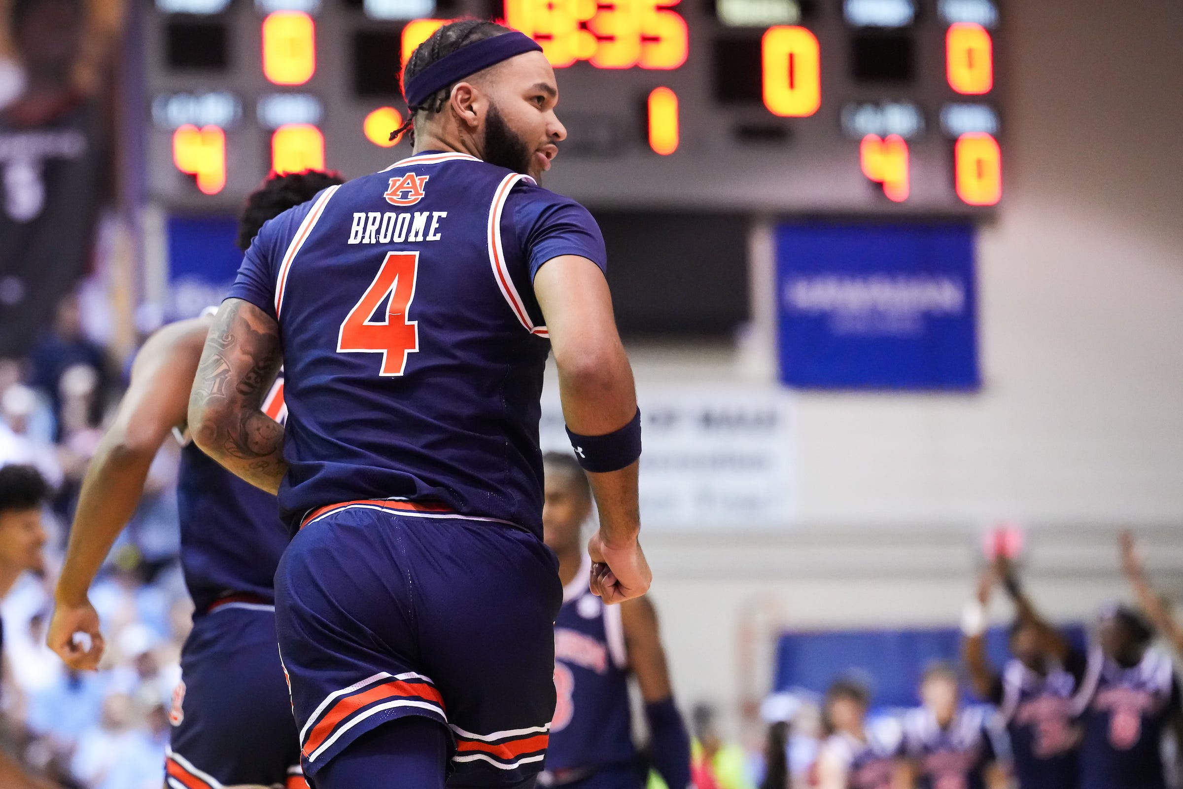 Episode 483: Big Men Off Campus