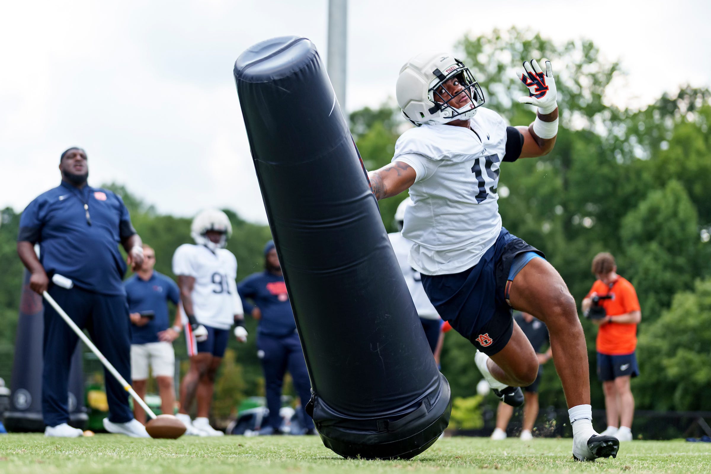 Episode 505: Touch Grass