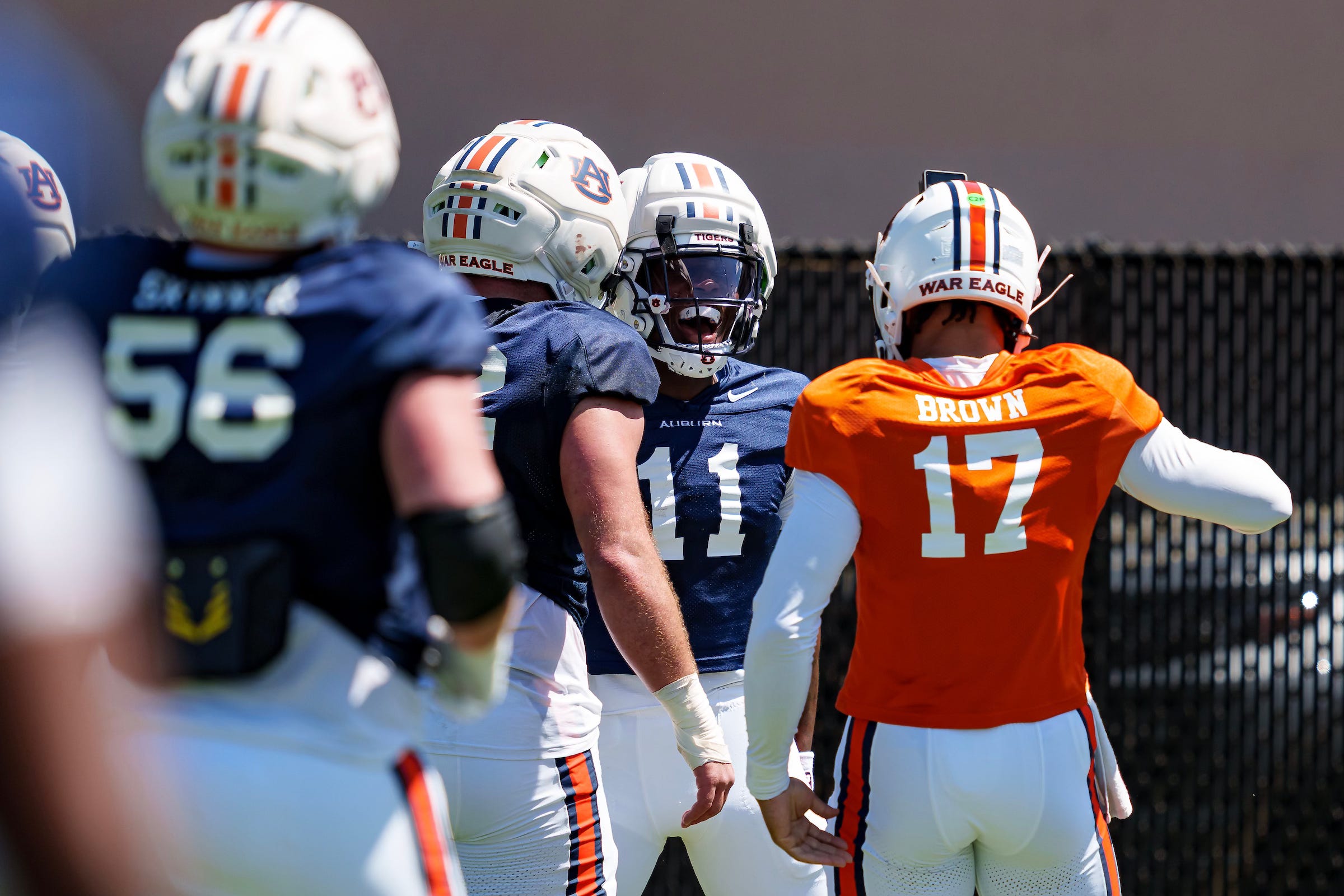 Episode 572: Take a Look Around