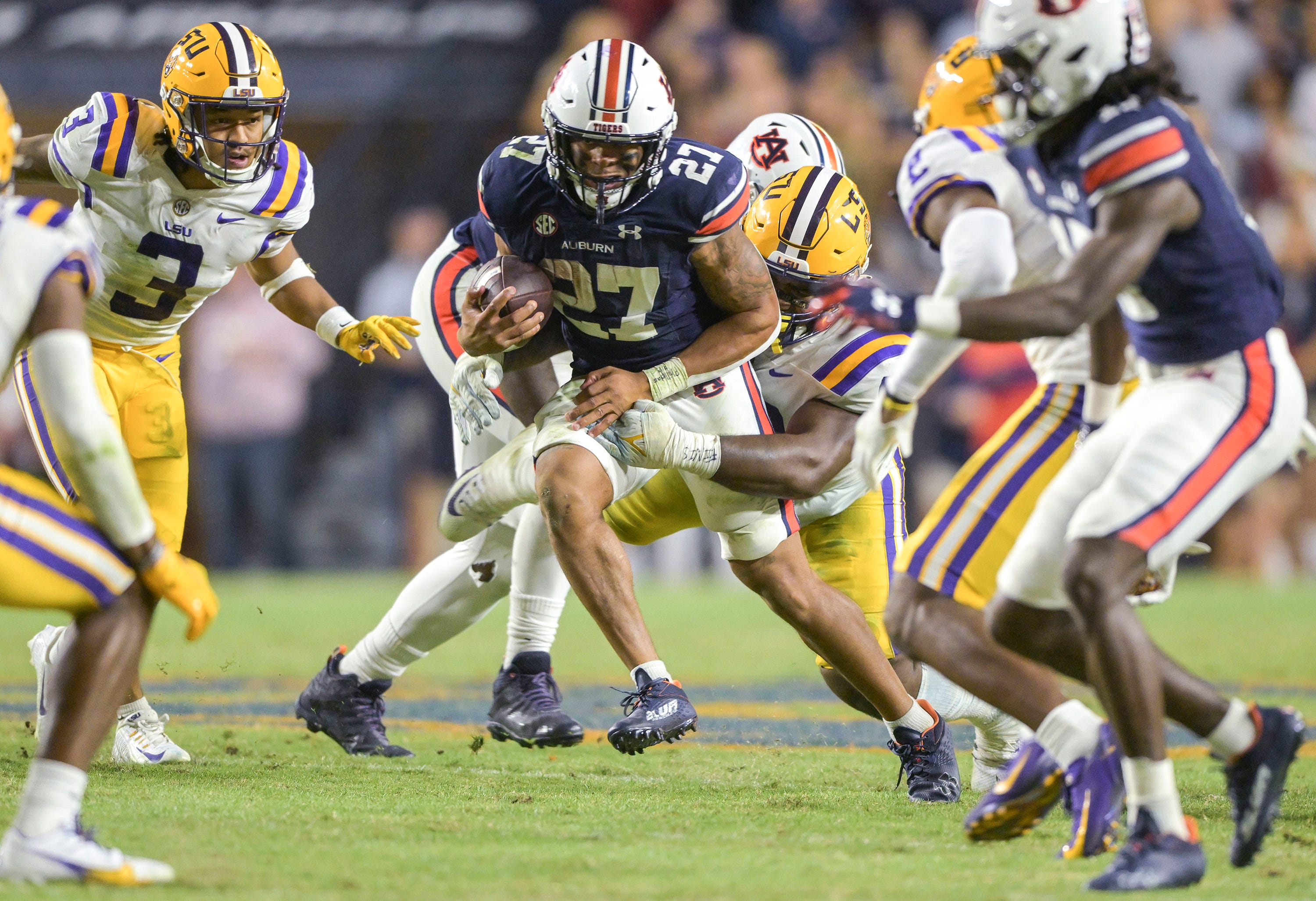 Episode 217: Unpredictably Predictable [LSU Game Review]