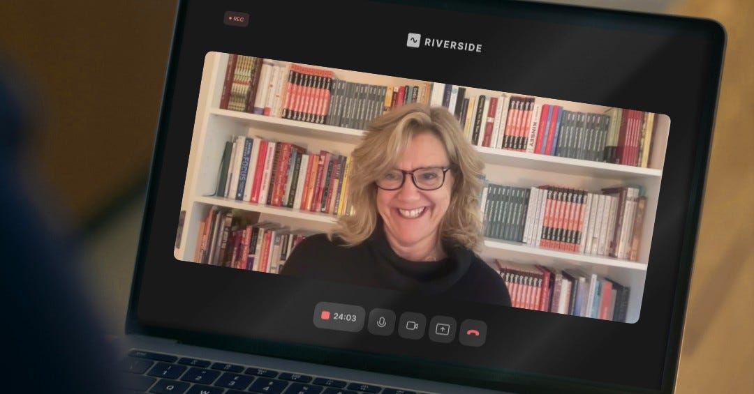 Navigating Relationship Dynamics in Modern Love