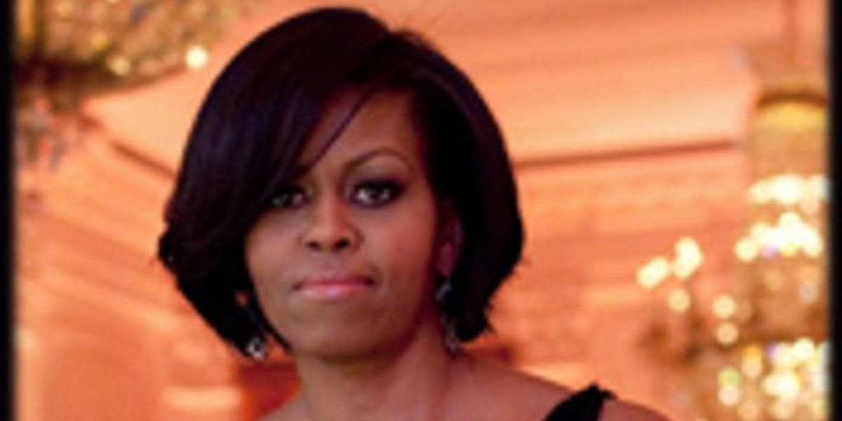 Michelle Obama Guilty Of Letting Black People Visit White House 3275