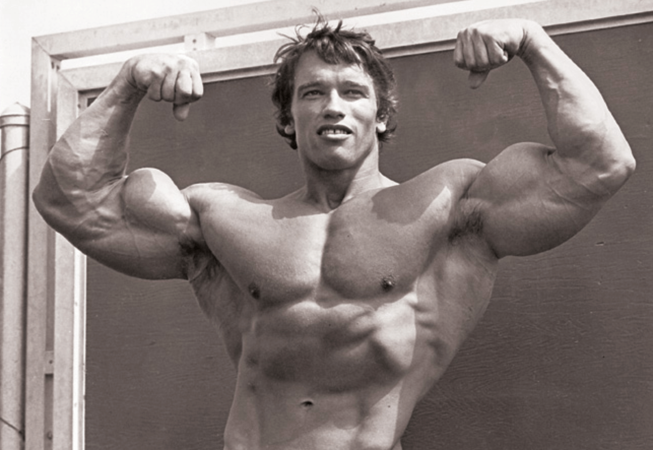 Arnold Schwarzenegger flexing his muscles Arnold Schwarzenegger flexing his muscles