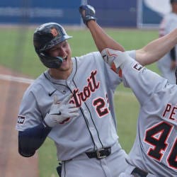 Tigers back on the sunny side after 6-run 9th clinches rain-soaked finale Tigers back on the sunny side after 6-run 9th clinches rain-soaked finale