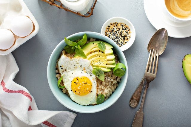 The One Breakfast Endocrinologists Want You to Eat for Healthy Hormones |  livestrong