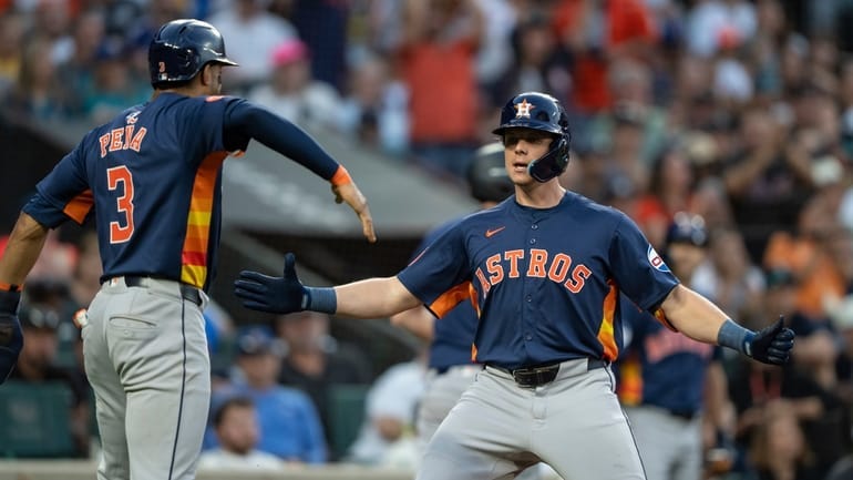 Astros take sole possession of 1st place for 1st time this season with 4-2 win over Mariners - Newsday Astros take sole possession of 1st place for 1st time this season with 4-2 win over Mariners - Newsday