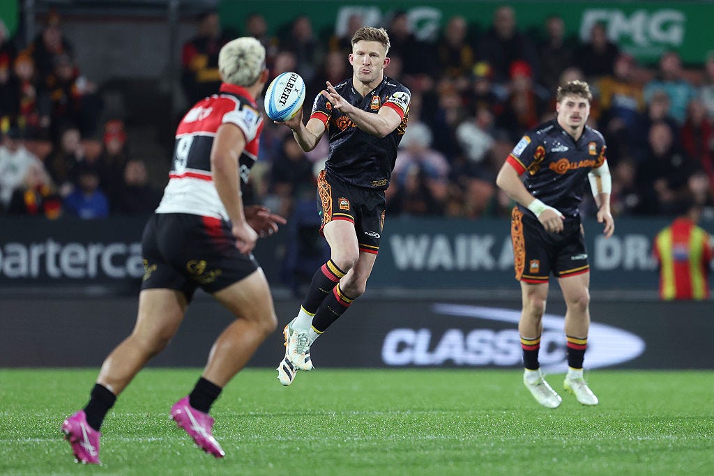 Damian McKenzie tightens grip on All Blacks No 10