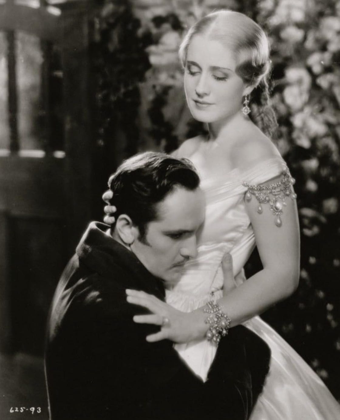 Fredric March (as Jeremy Wayne) and Norma Shearer (as Moonyean) in a scene from Smilin’ Through