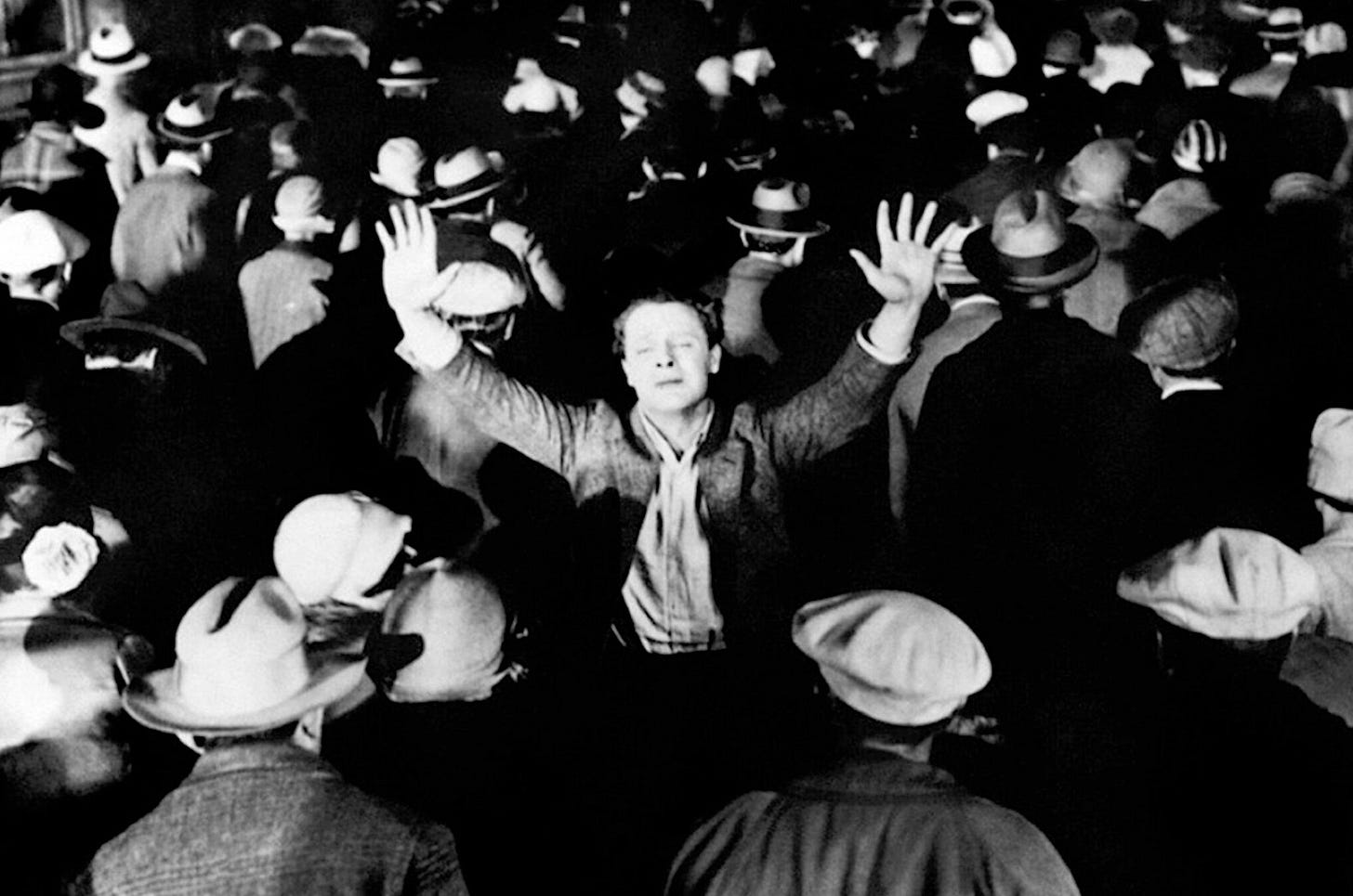 The Man and The Crowd (1928): Photography, Film, and Fate — The Public Domain Review The Man and The Crowd (1928): Photography, Film, and Fate — The Public Domain Review