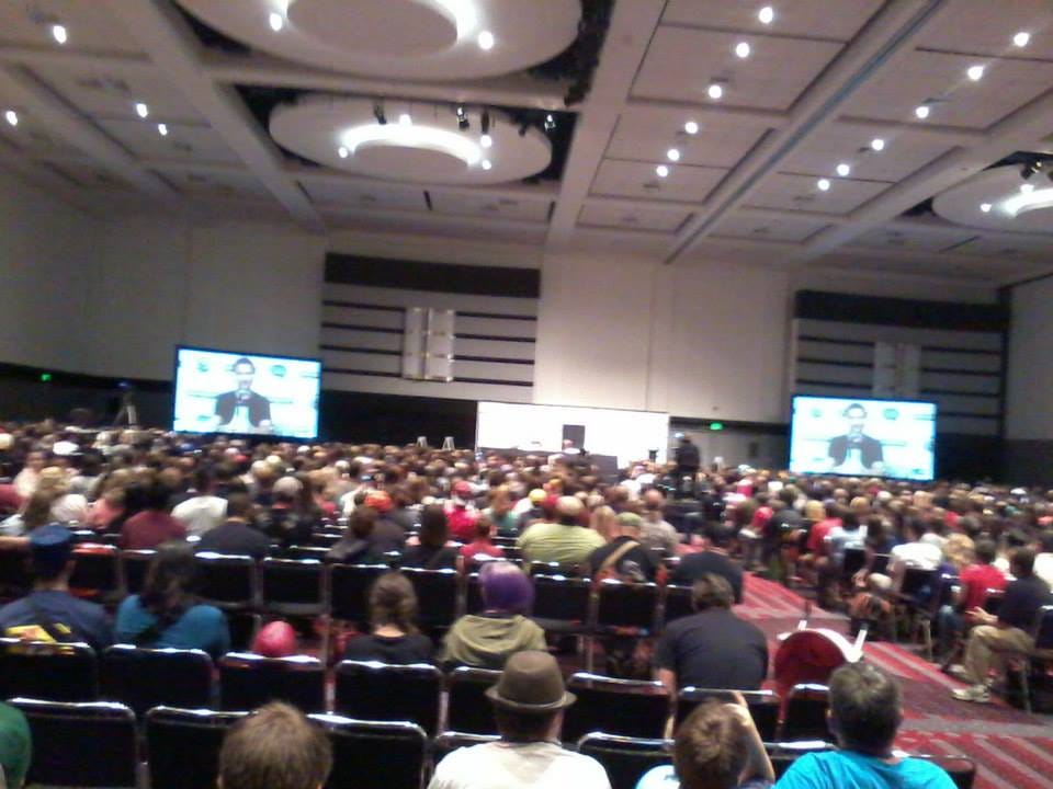 429821_10201248679961823_270230615_n