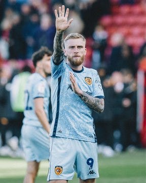 Oli McBurnie apologises to the away end