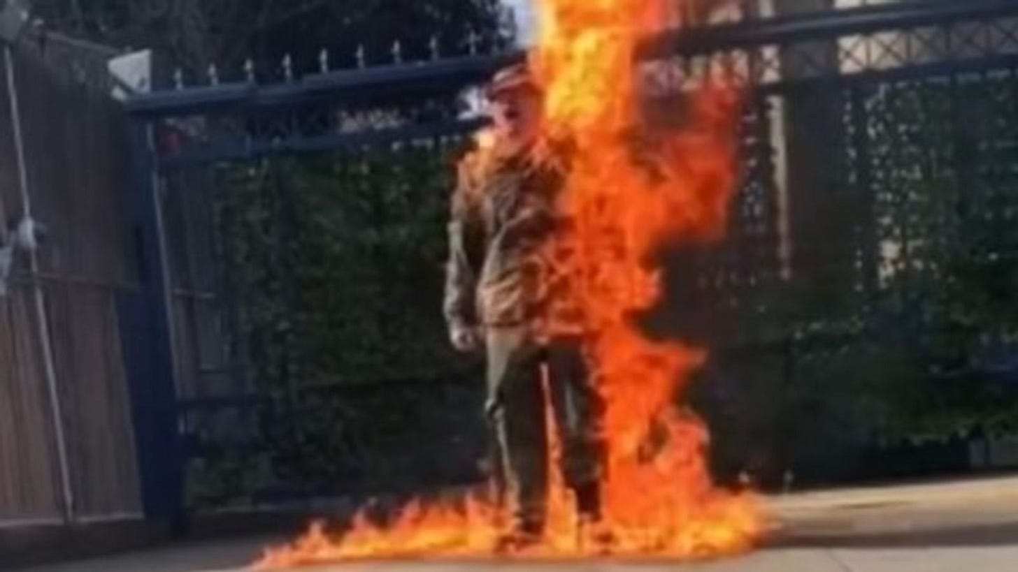 Opposing genocide in Gaza, US Air Force soldier live-streams self-immolation  in front of Israeli embassy - World Socialist Web Site