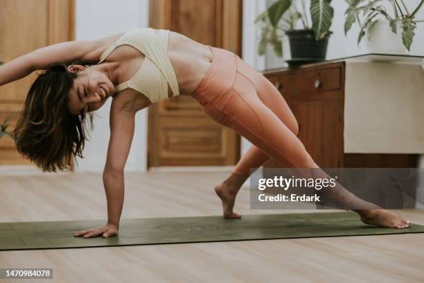 3,920 Hot Yoga Stock Photos, High-Res Pictures, and Images - Getty Images | Bikram  yoga, Yoga, Yoga class