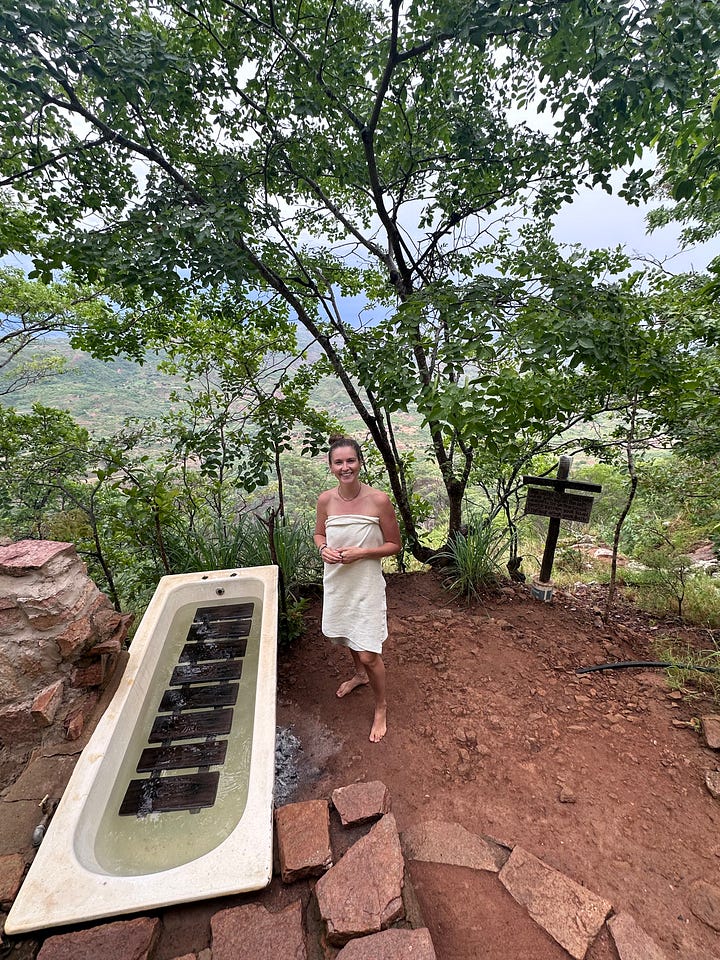 Rooms, toilets and SPA with a view...