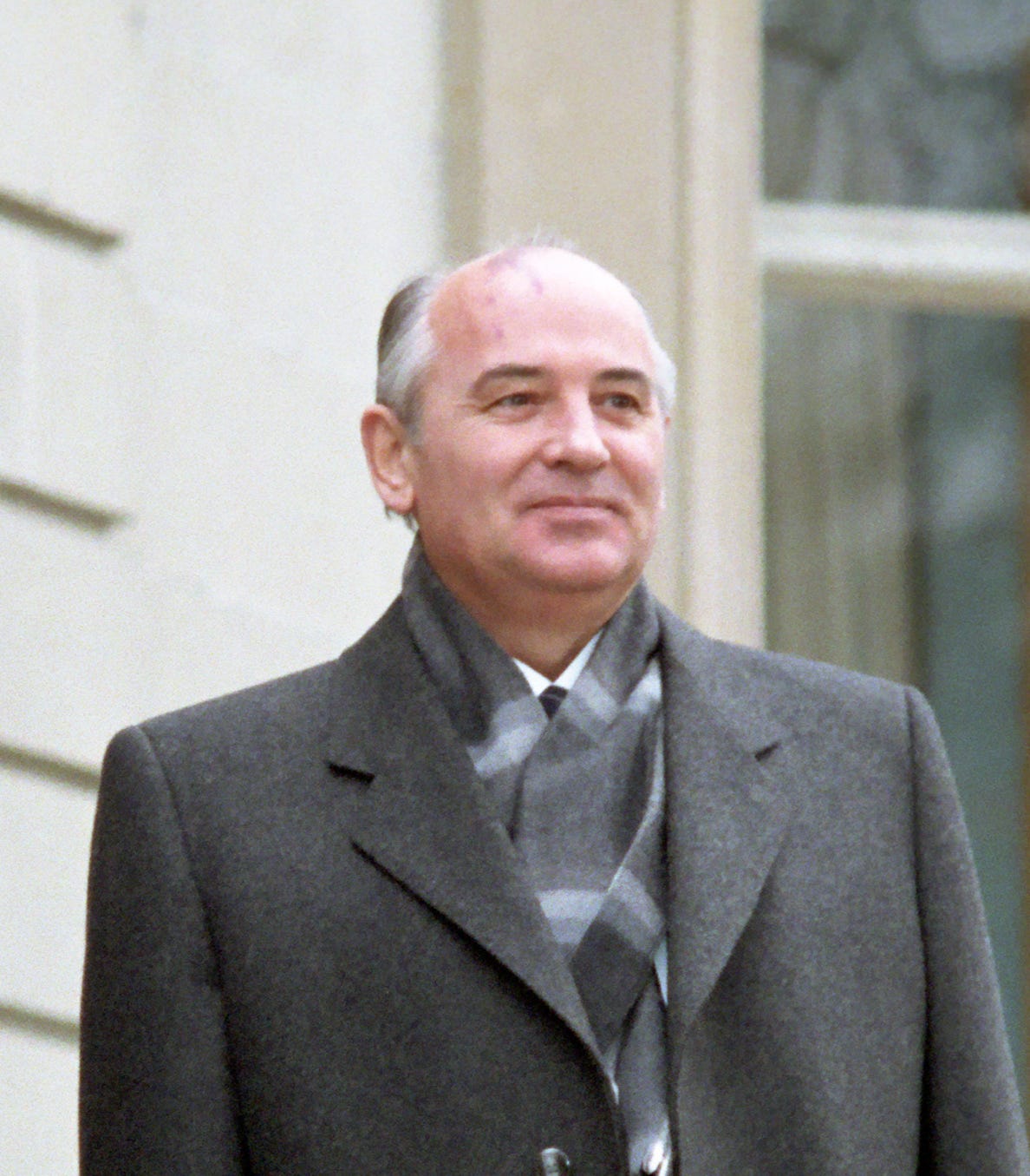 General Secretary Gorbachev looks forward to selling out history for McDonald's