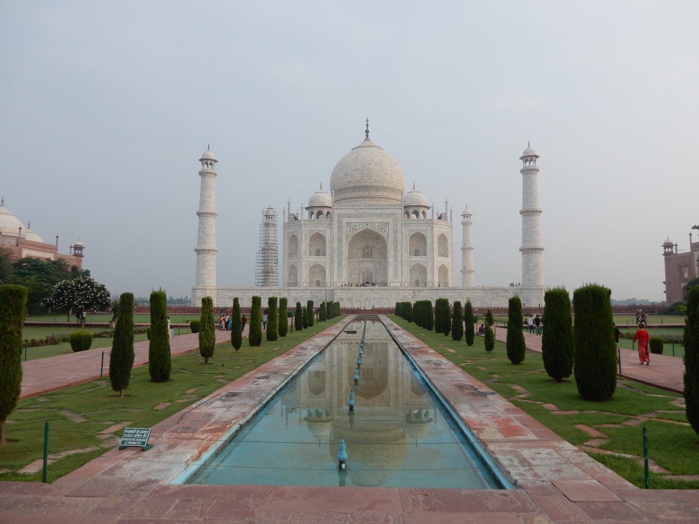 Sunrise over the Taj Mahal