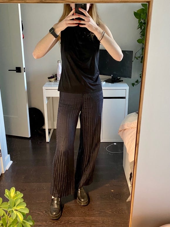 A picture containing indoor, wall, person, floor

Description automatically generated