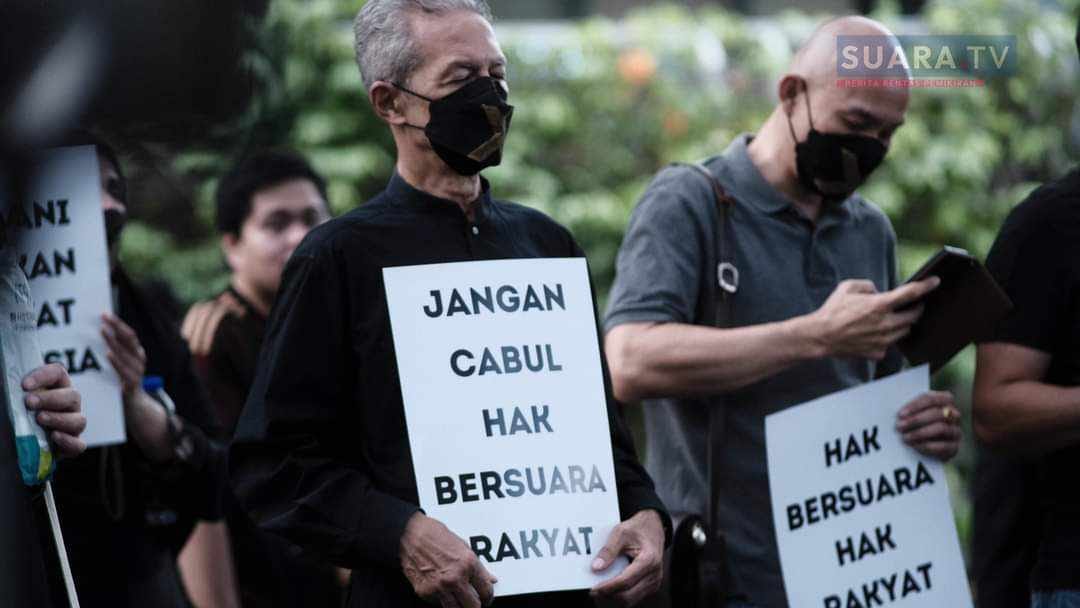 No description available. No description available.