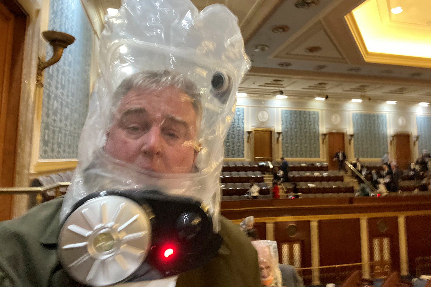 Maryland rep tweets photos fleeing Capitol in gas mask
