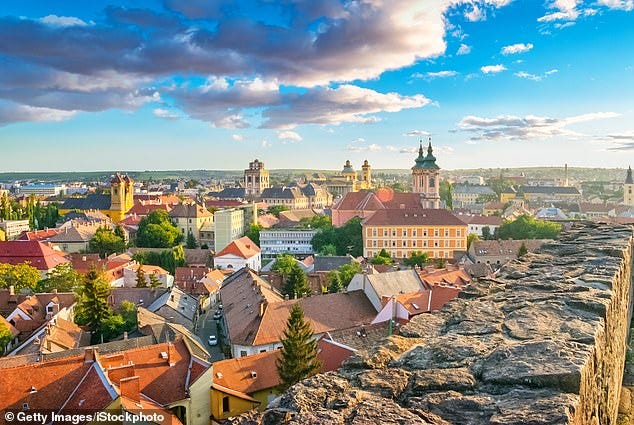 Anyone born to a Hungarians or a descendent are citizens themselves regardless of the country of birth