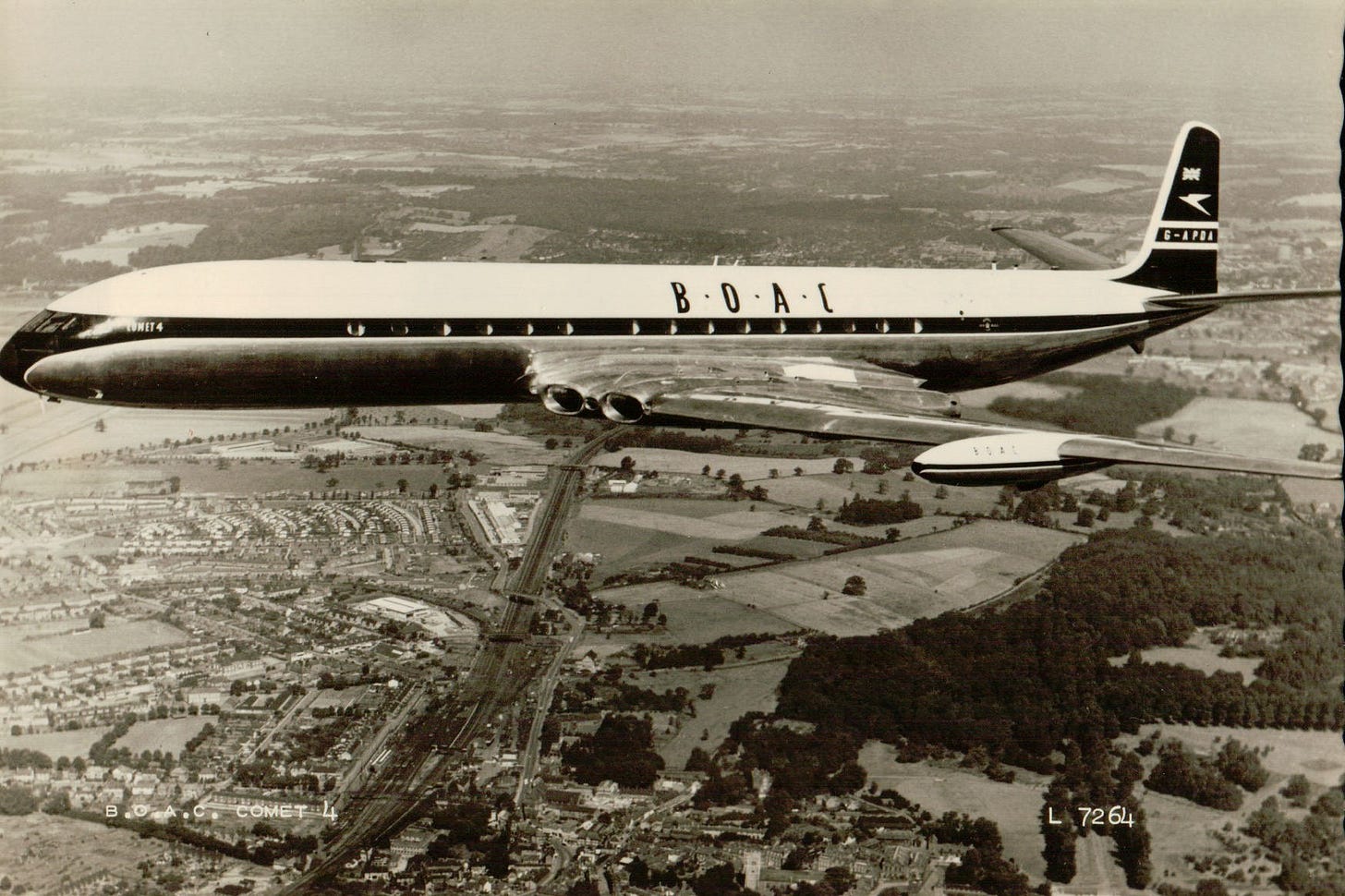 British Overseas Airways Corporation - A History - Aviation Book Review -  Airport Spotting