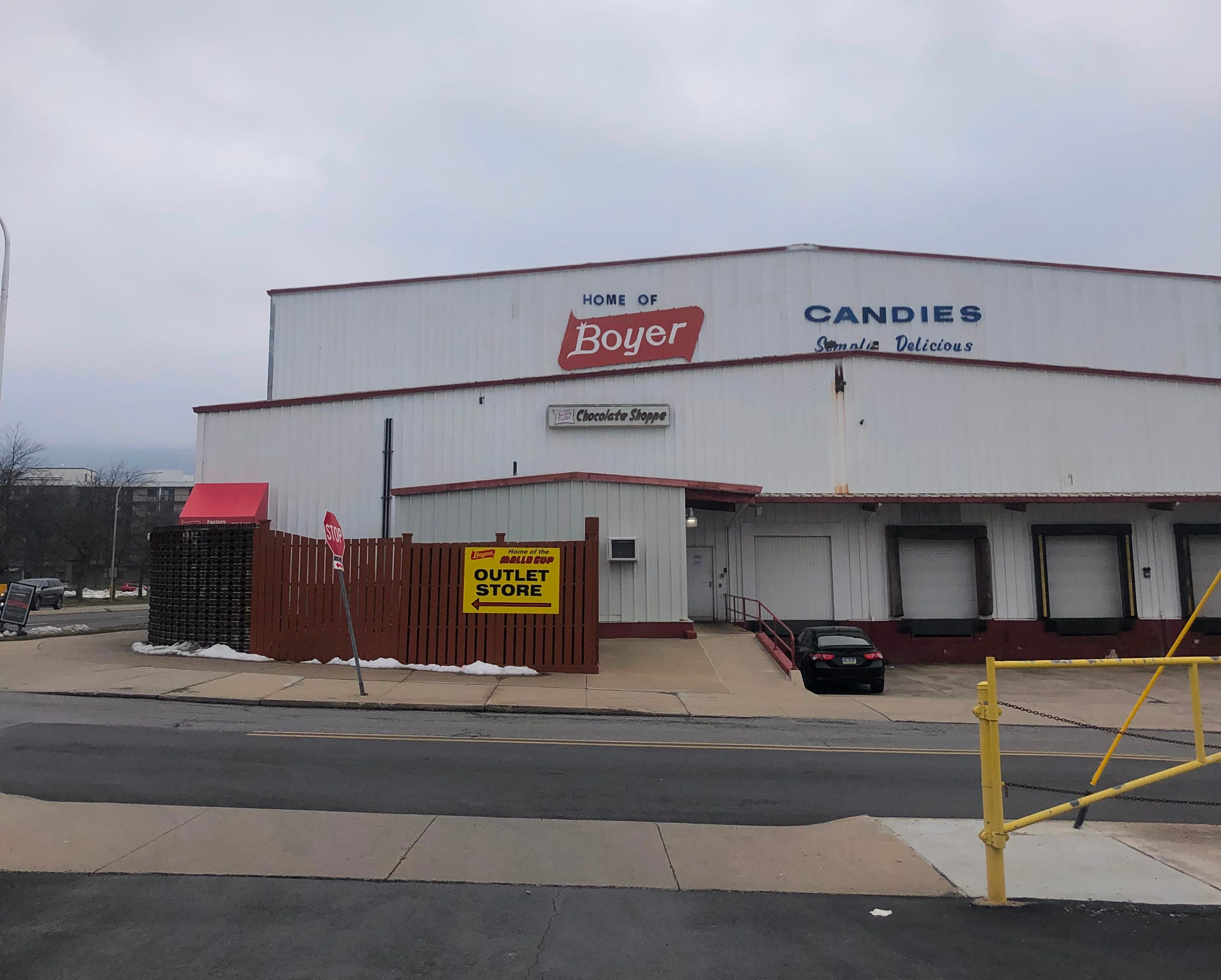 Luigi Mangione knows about this candy factory