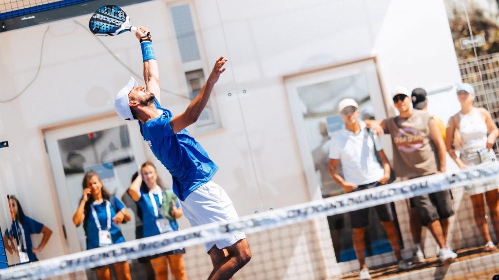 Thirteen days of competition, 1,853 medals up for grabs for 3,803 athletes and 100,000 tickets already sold. And in Taranto Padel players are already being chased for selfies and autographs… Thirteen days of competition, 1,853 medals up for grabs for 3,803 athletes and 100,000 tickets already sold. And in Taranto Padel players are already being chased for selfies and autographs…