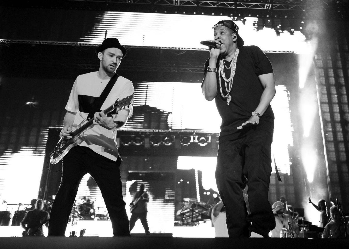 Ooh, Jay-Z Just Premiered His Video for "Holy Grail" (Bonus: Justin  Timberlake Is Super Hot in It) | Glamour