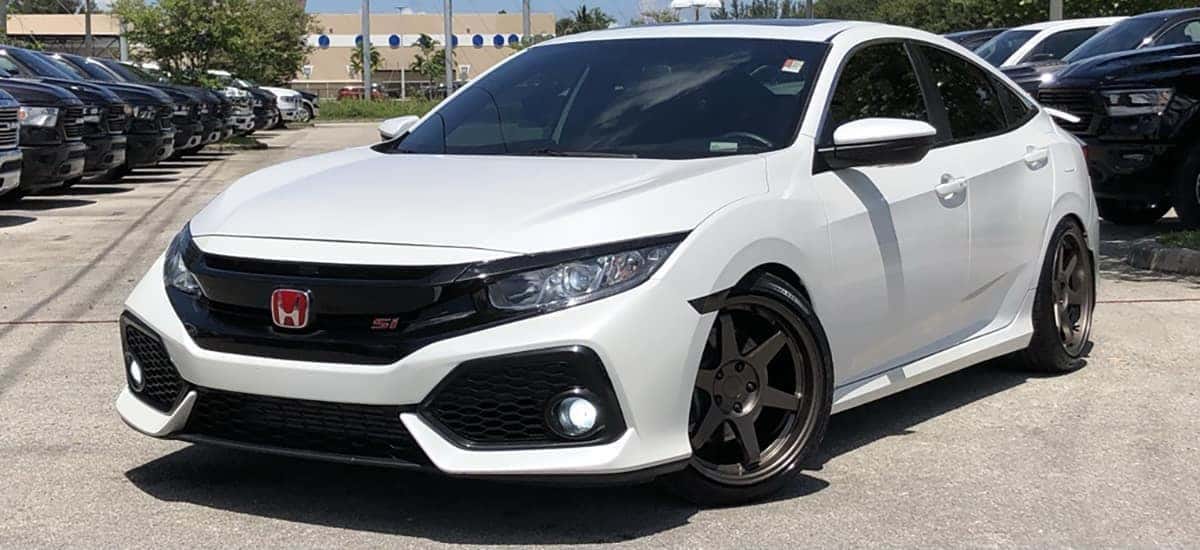 Used Car of the Week: 2018 Honda Civic Si | University Mitsubishi Used Car of the Week: 2018 Honda Civic Si | University Mitsubishi