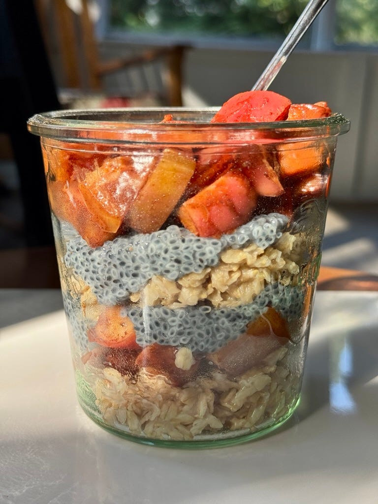 Cinnamon apple overnight oats