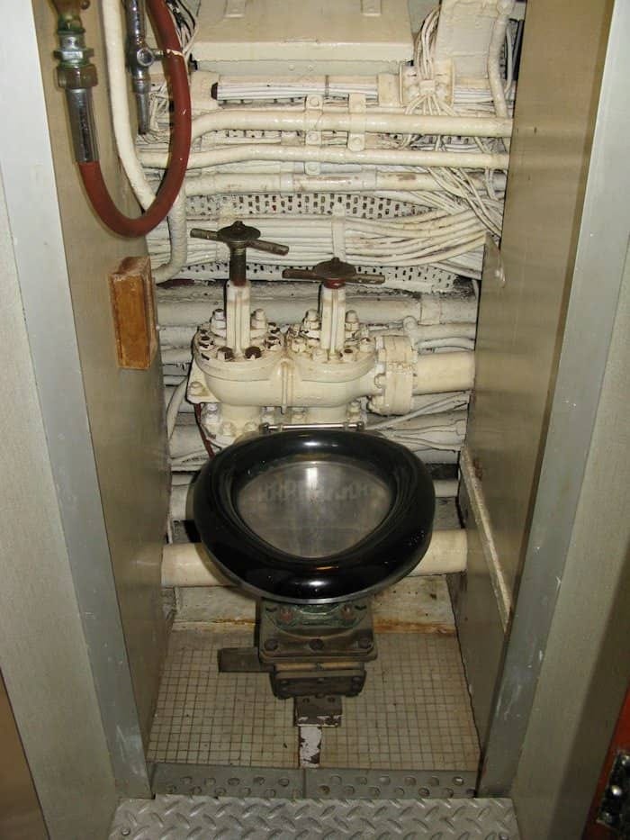 inodoro-submarino.jpg