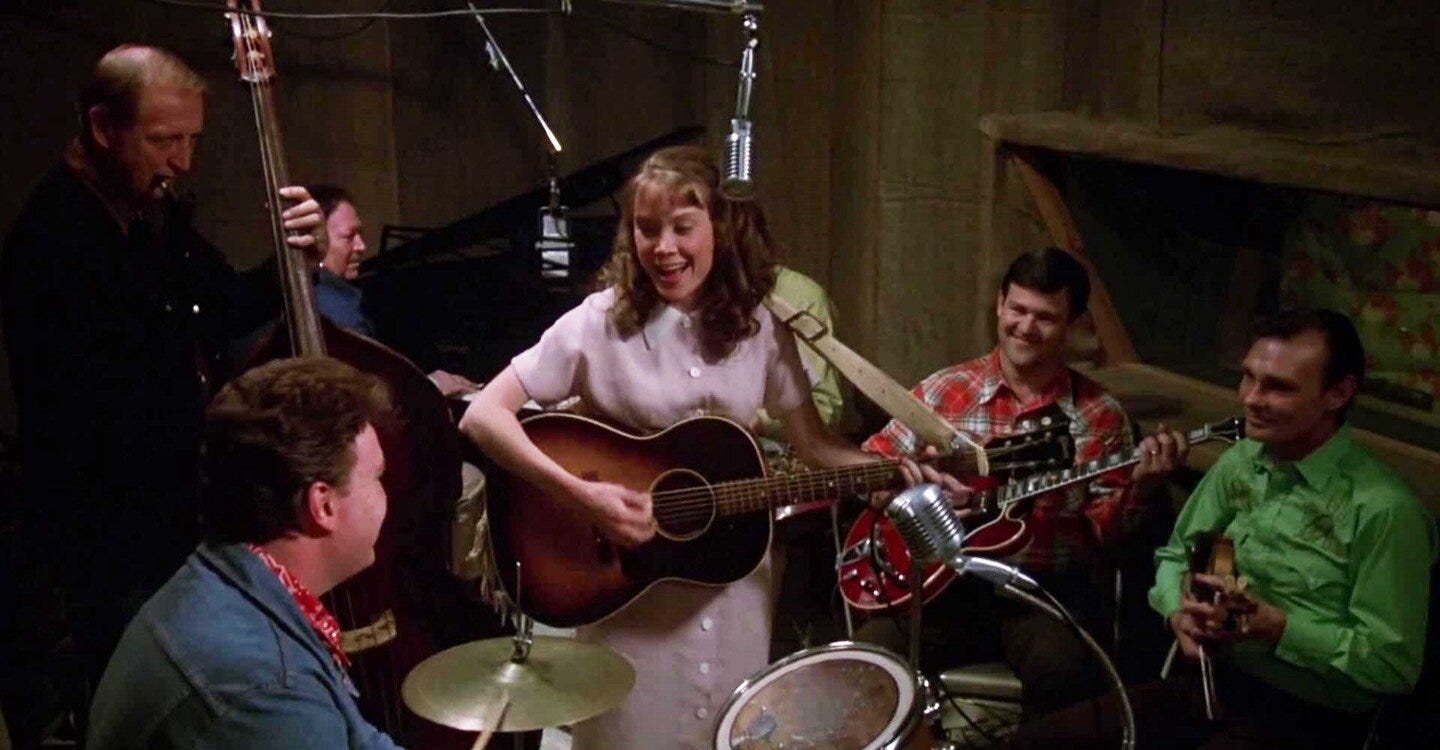 Coaches, image size:1440x750