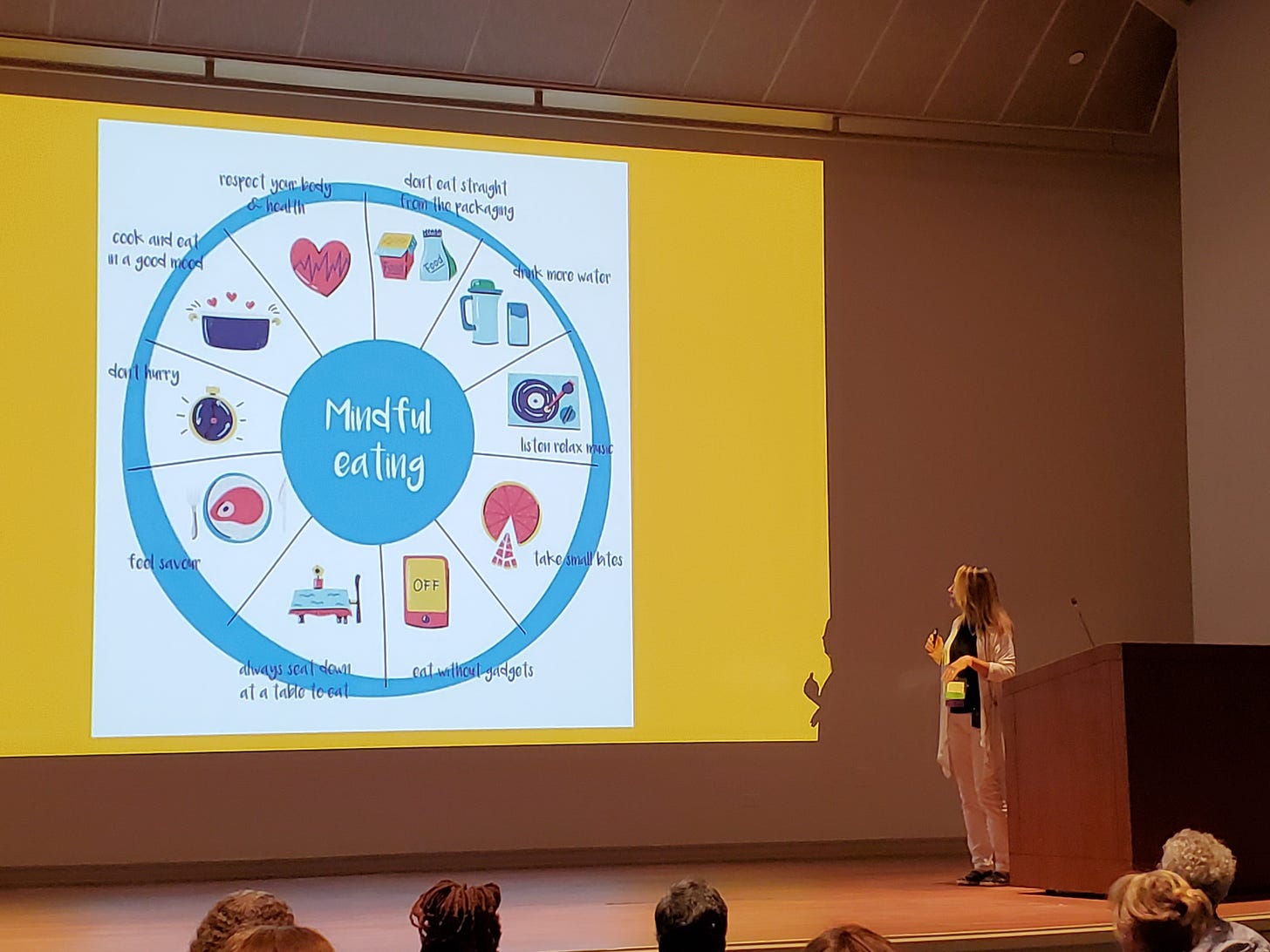 Mindful eating visual with reminders to drink more water, eat without gadgets, and not rush while eating
