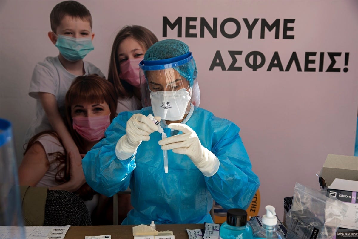 Αχιλλέας Γραβάνης: Υποχρεωτικός εμβολιασμός για όλους μέσα στο 2022 |  Liberal.gr